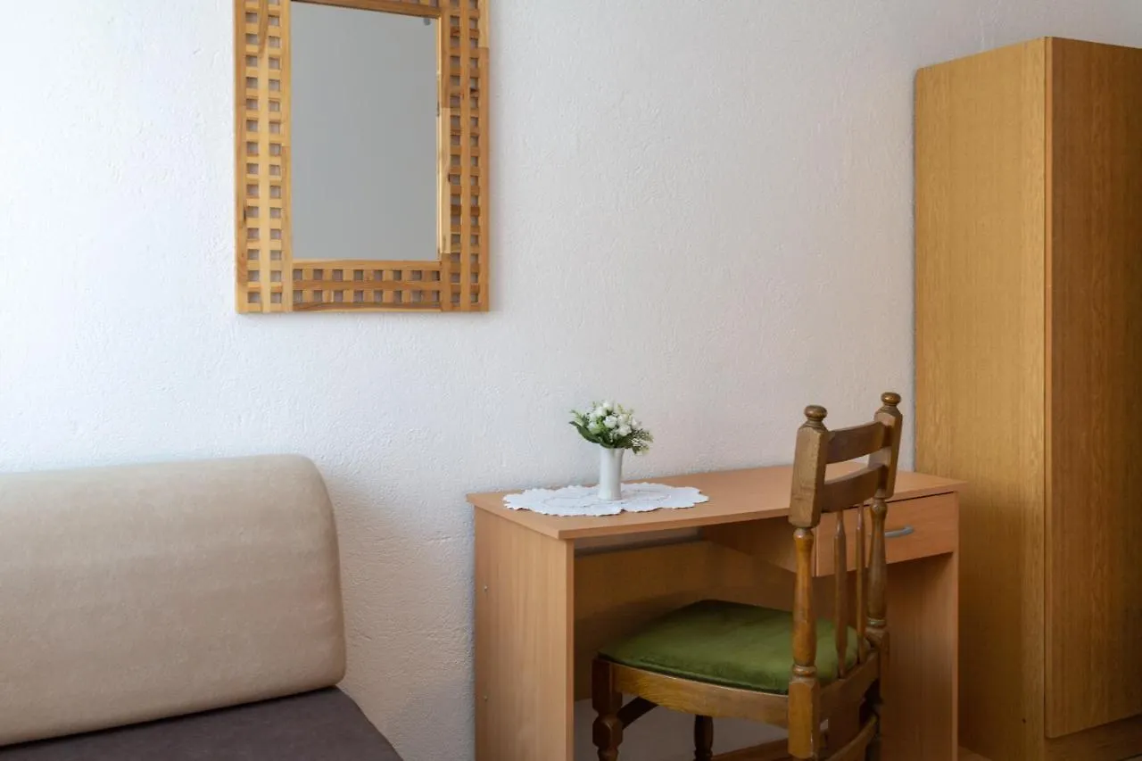 A1 - Apt Near Beach With Patio Parking And Grill Split 0*,